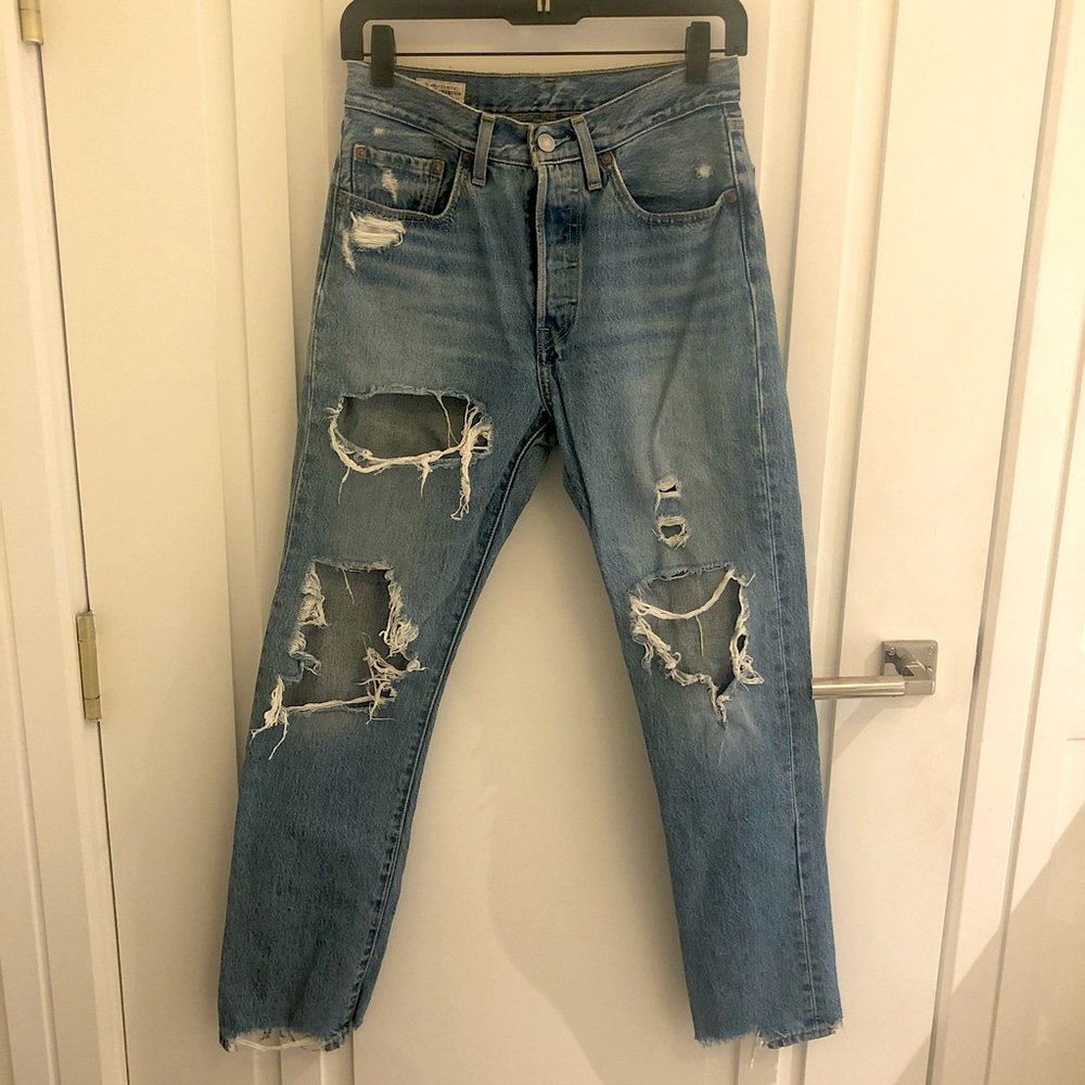 Levi Light Blue High Rise Distressed Mom Jeans